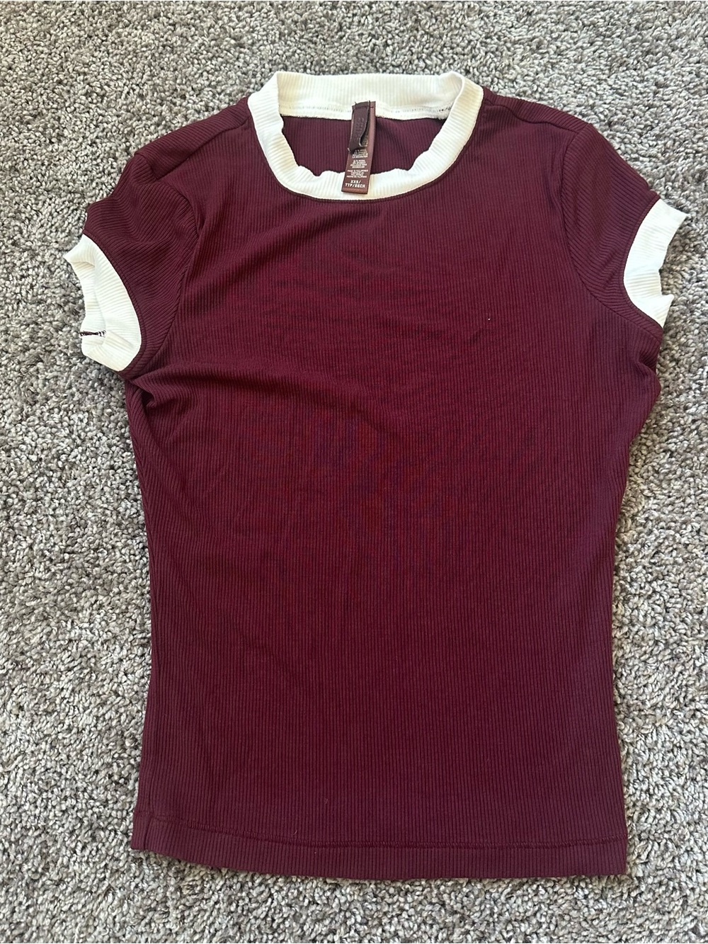 SKIMS Ribbed Short-Sleeve Tee in Burgundy with Cream Trim